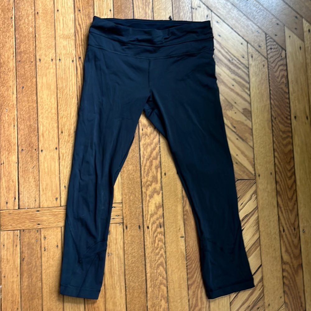Lululemon cropped leggings